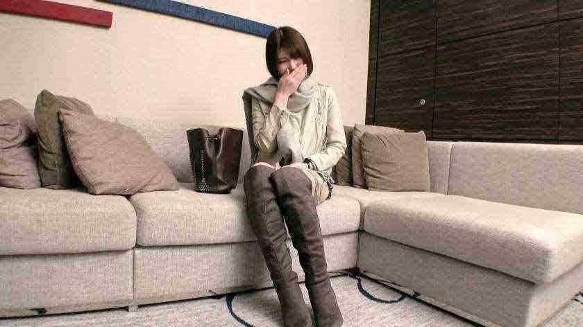 Beautiful Lan Xue was gang-raped in a foreign country，erome joi