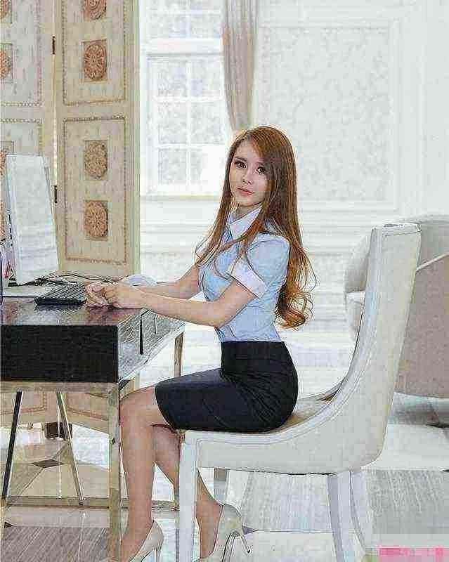 The story of a white-collar lady_1 airika erome