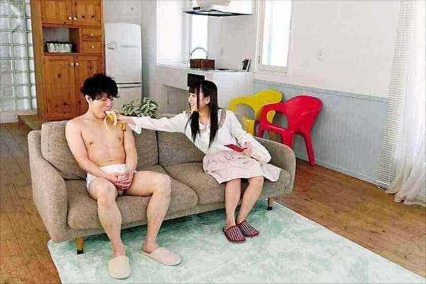 nude sisters，My life with my stepmother