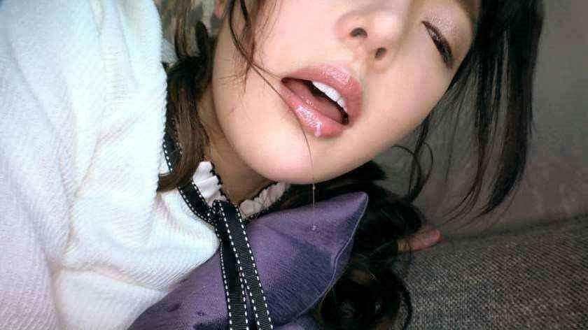 A middle-aged woman was having sex on weekend night_0 chel cosplay nude